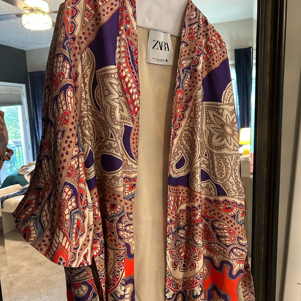 Zara Women's Cape with Paisley Design - Purple, Red, Cream